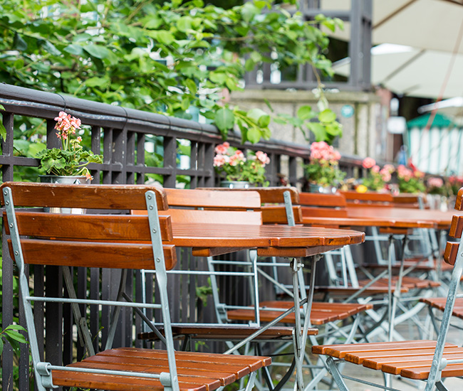 Restaurant avec terrasse